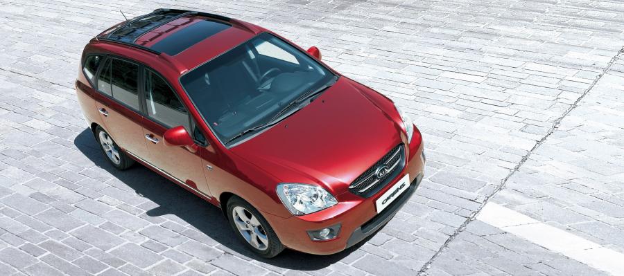  Kia Carens 2007 года  (фото 31 из 46)